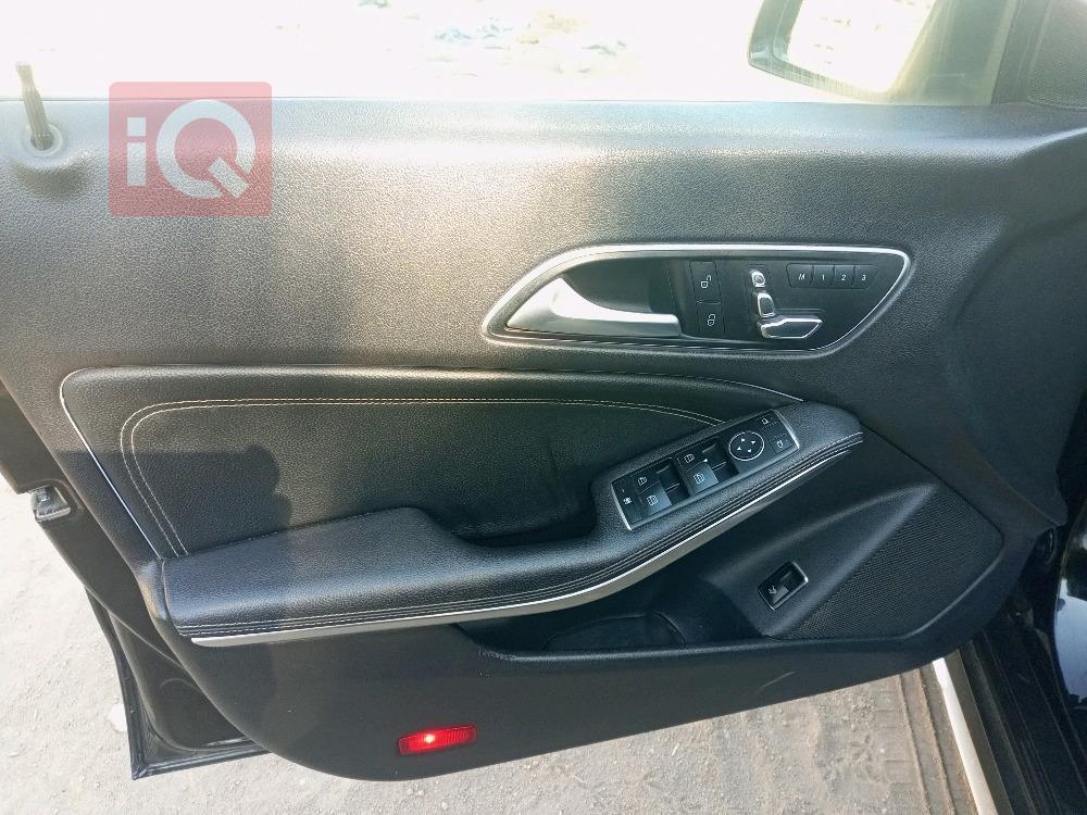 مێرسێدس بێنز CLA